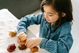 孩子數字順序都會記錯？用唐詩、桌遊卡牌訓練「長期記憶」！