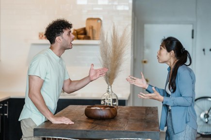 婚姻可能長久幸福嗎？「吵架」其實就是一種溝通——國際心理專家陳永儀 專文推薦《每場爭吵，都讓我們更相愛》