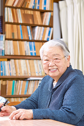 実画像_吉沢先生phソデ.jpg