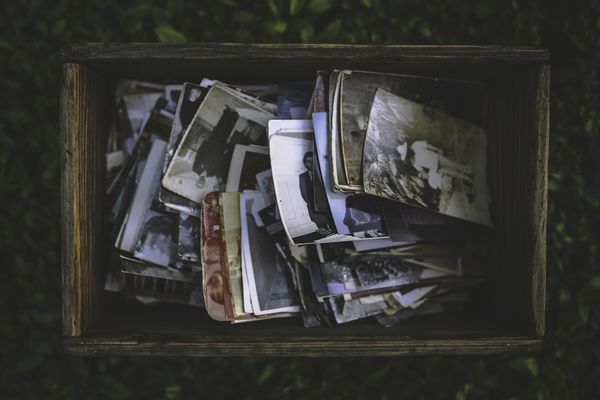 people-vintage-photo-memories-large.jpg