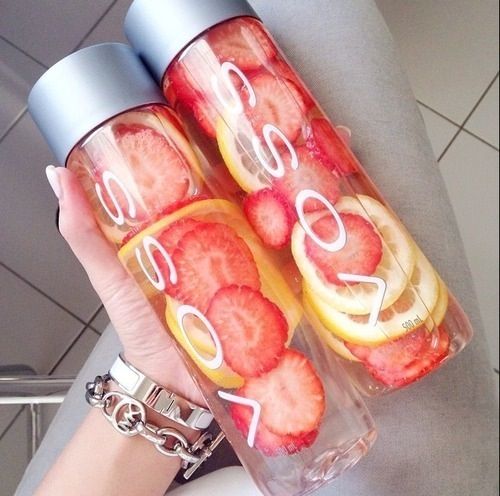 Strawberry lemon detox water. Slice and soak overnight, sip throughout the day. Great for the skin.: